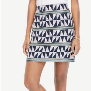 🚨 Ann Taylor Triangle Geometric Mini Skirt Sz 8